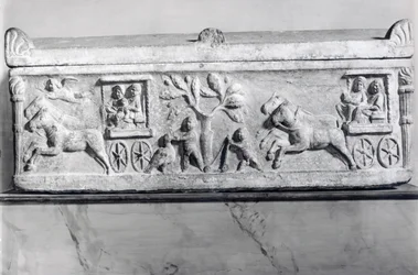 Christian sarcophagus with scenes from a child